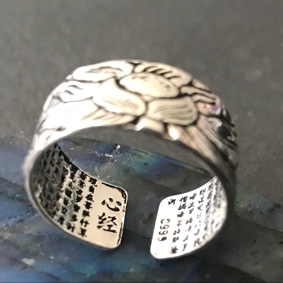 Heart Sutra lotus adjustable silver ring - Picture 8 of 9